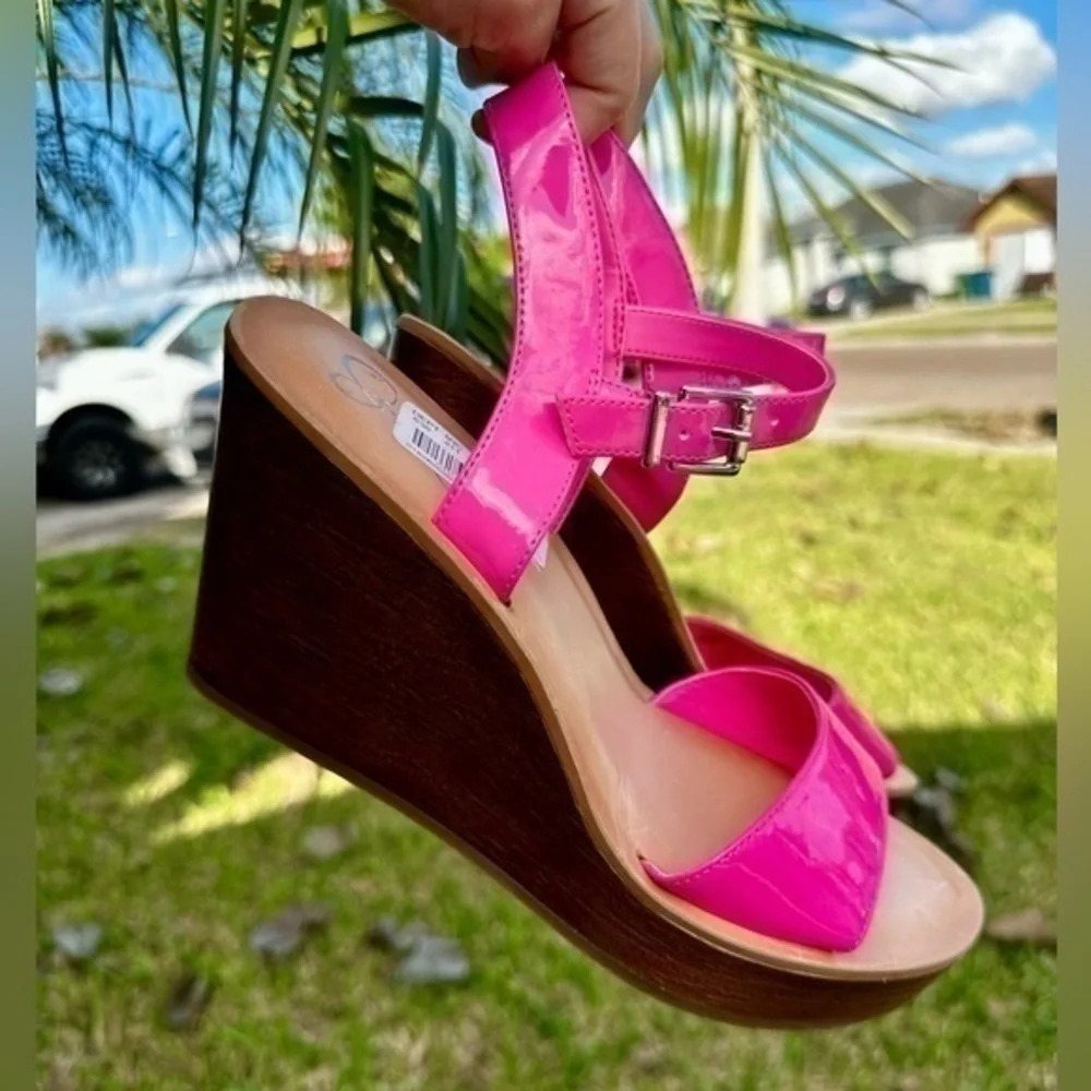 Jessica Simpson Miercen Neon pink wedge sandal